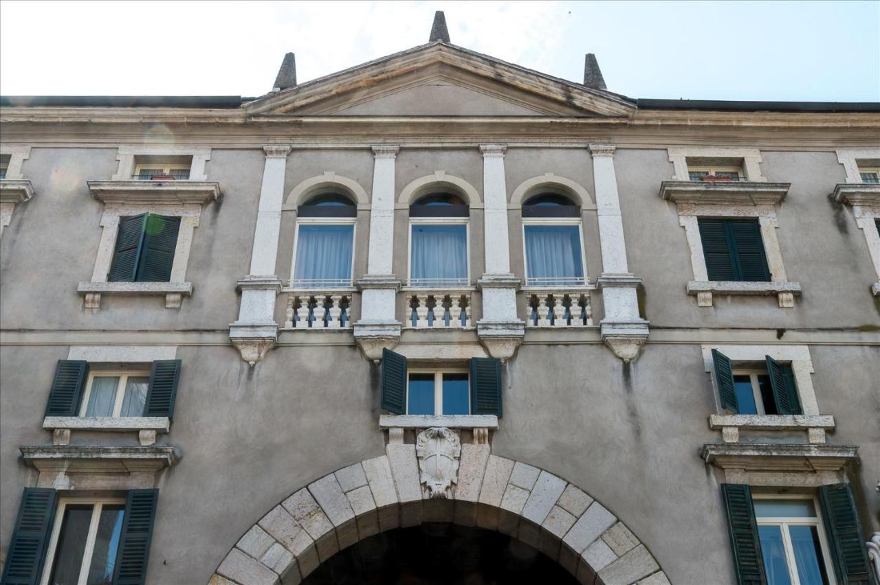 Domus Nova Palace - Italian Homing 베로나 외부 사진